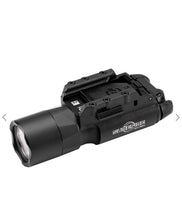 Load image into Gallery viewer, Surefire X300A-U Weapon Light
